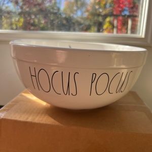 Rae Dunn’s Hocus Pocus Bowl